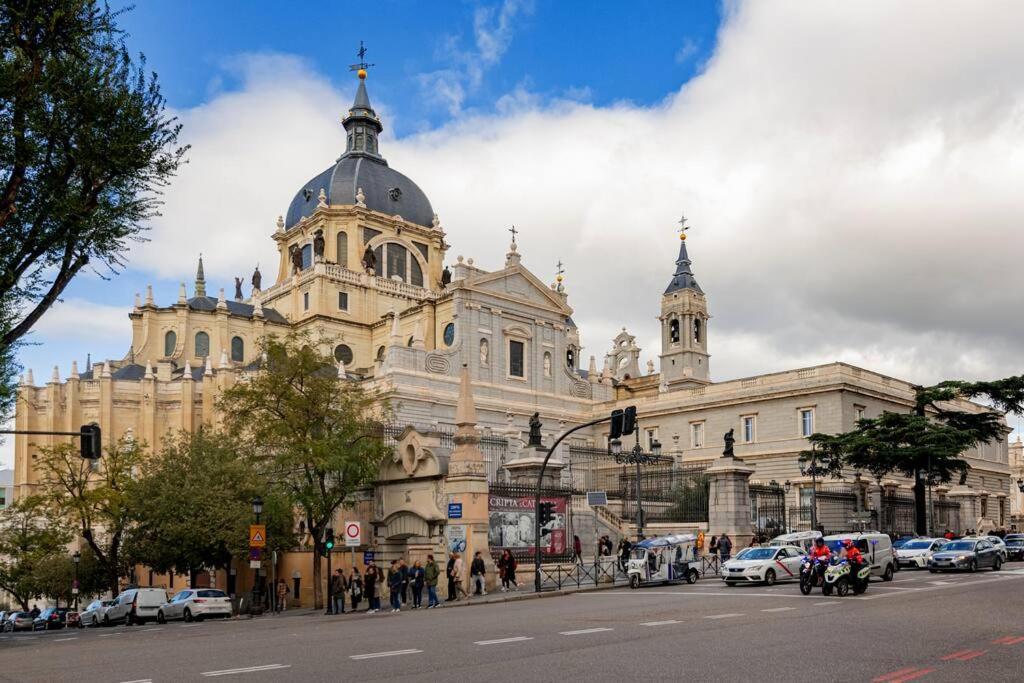 Palacio Real Opera La Latina Madrid Exterior foto